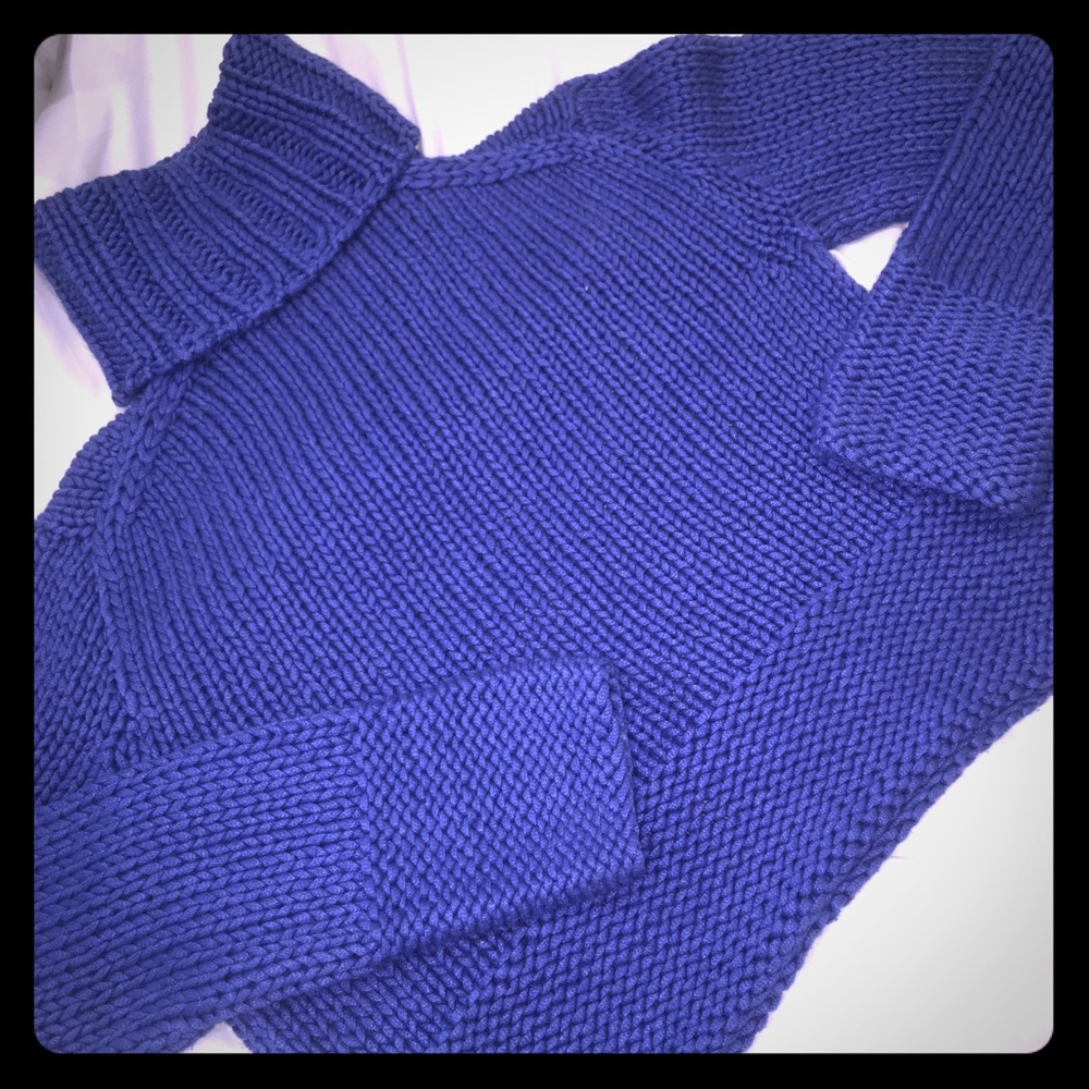Silk and cashmere knit cropped turtleneck sweater